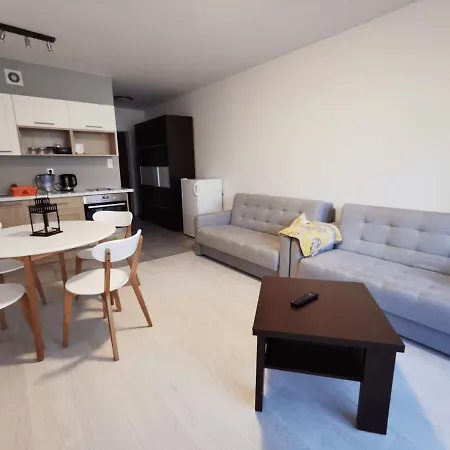 Jednopoziomowy - * Pogorzelica (Gmina Rewal)