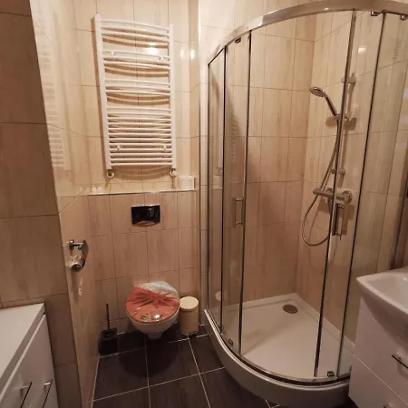 Apartment Jednopoziomowy - *