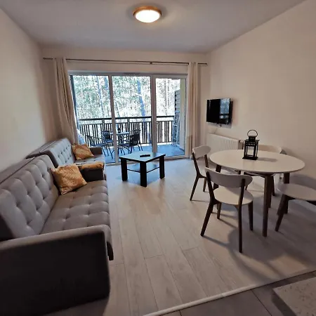 Apartment Jednopoziomowy - *